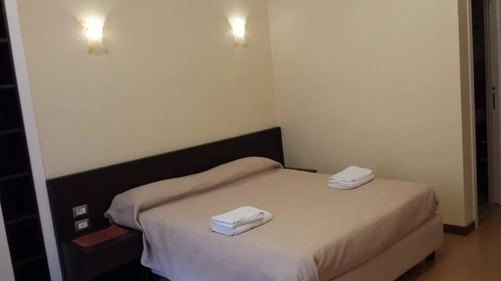 ***  Duomo 89 Bed & Breakfast Naples Italy